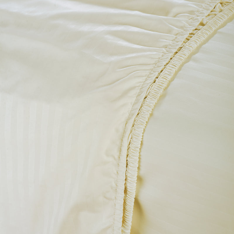 120 GSM Luxury Embossed Microfiber Linens  (Ivory)